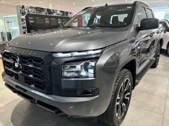 MITSUBISHI TRITON 2.4 BITURBO DIESEL CD TARMAC 4X2 AUTOMÁTICO